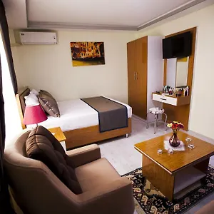 Apartment Golden Saray 